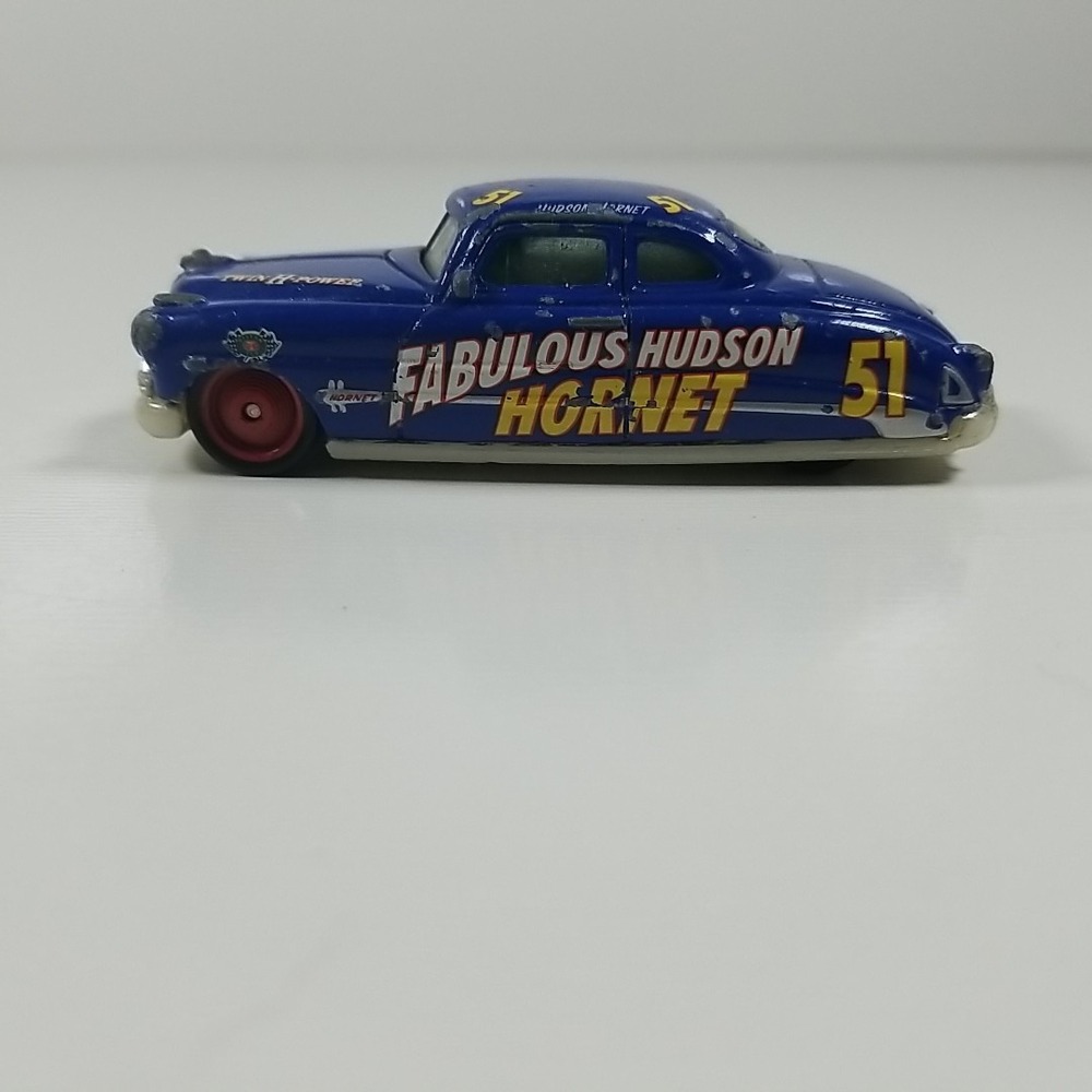 Disney Pixar Cars Doc Hudson Dirt Track Fabulous Hudson Hornet Cars 3